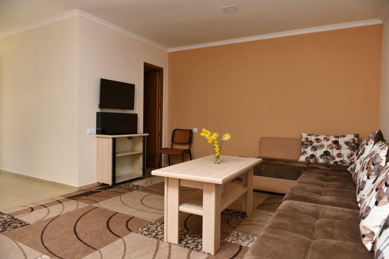Greenwood Hotel Дилижан Экстерьер фото
