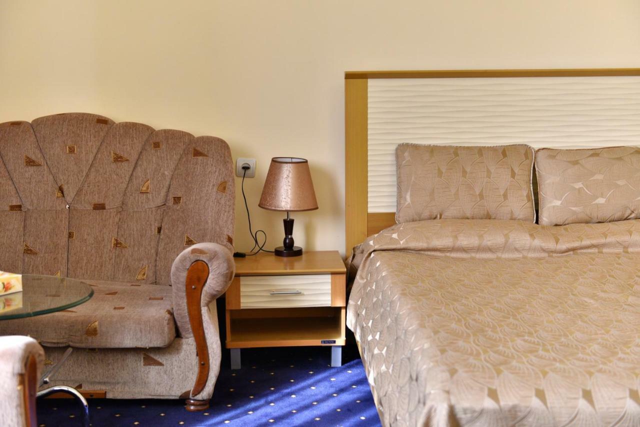 Greenwood Hotel Дилижан Экстерьер фото