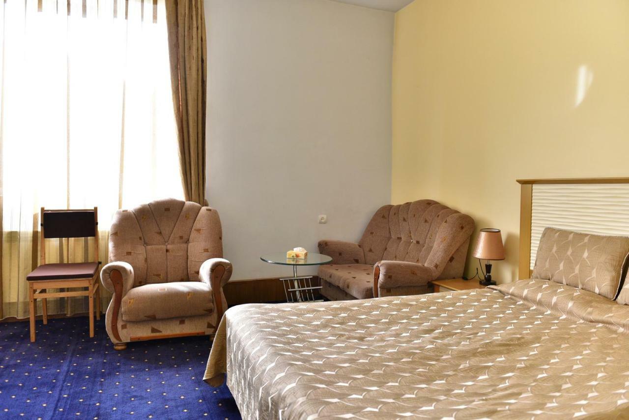 Greenwood Hotel Дилижан Экстерьер фото